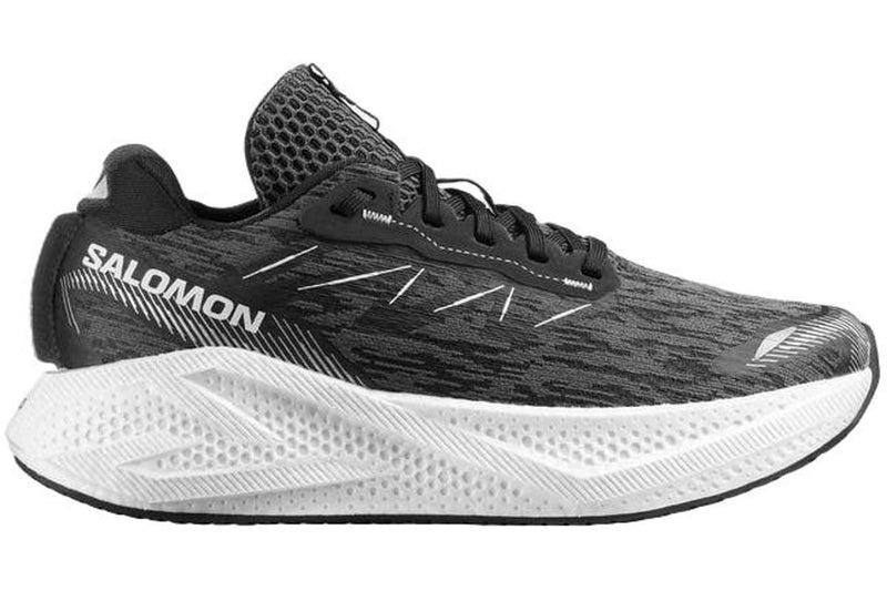 womens-salomon-aero-glide-4-black-white-silver_1